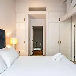 A Stunning Three Bedroom Home In Mayfair